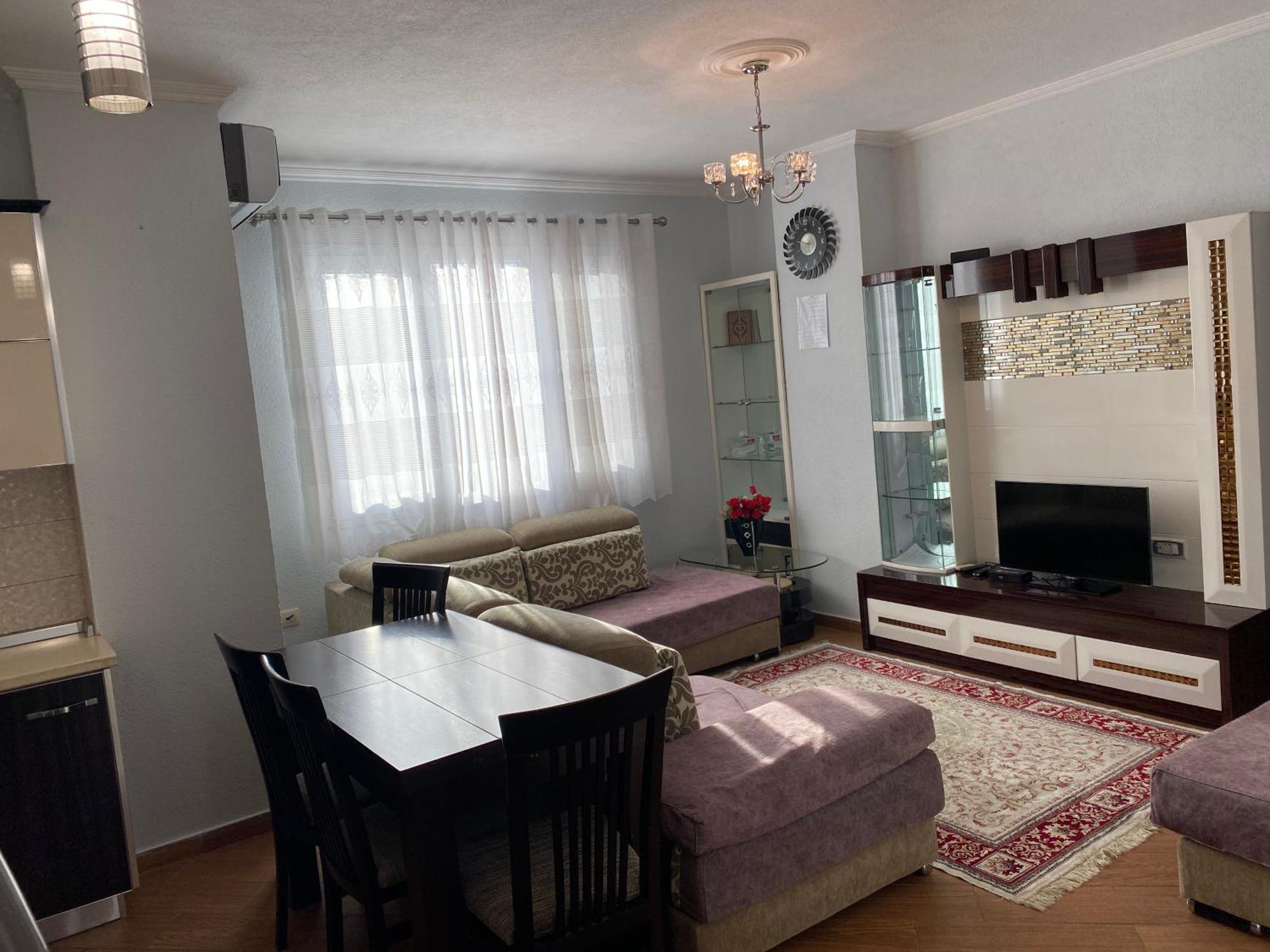 Comfortable 2-Br For 4 ติรานา ภายนอก รูปภาพ